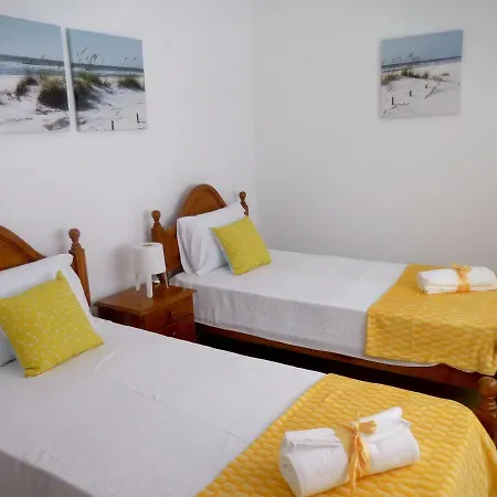 Casa Amarela By Umbral